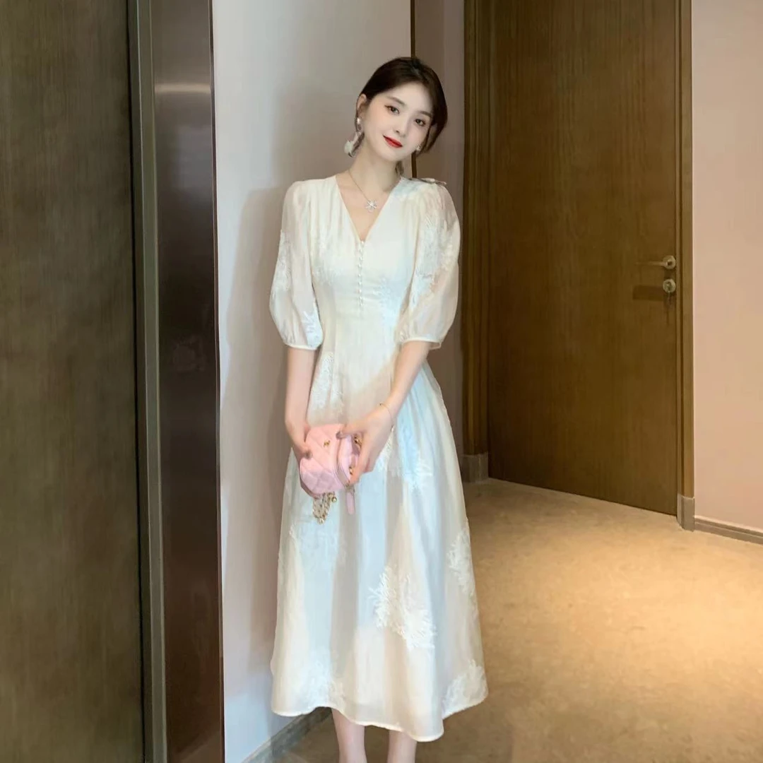 LZY知音【人间惊鸿忆】D17375Z短袖纱纱刺绣收腰显瘦连衣裙显高裙子