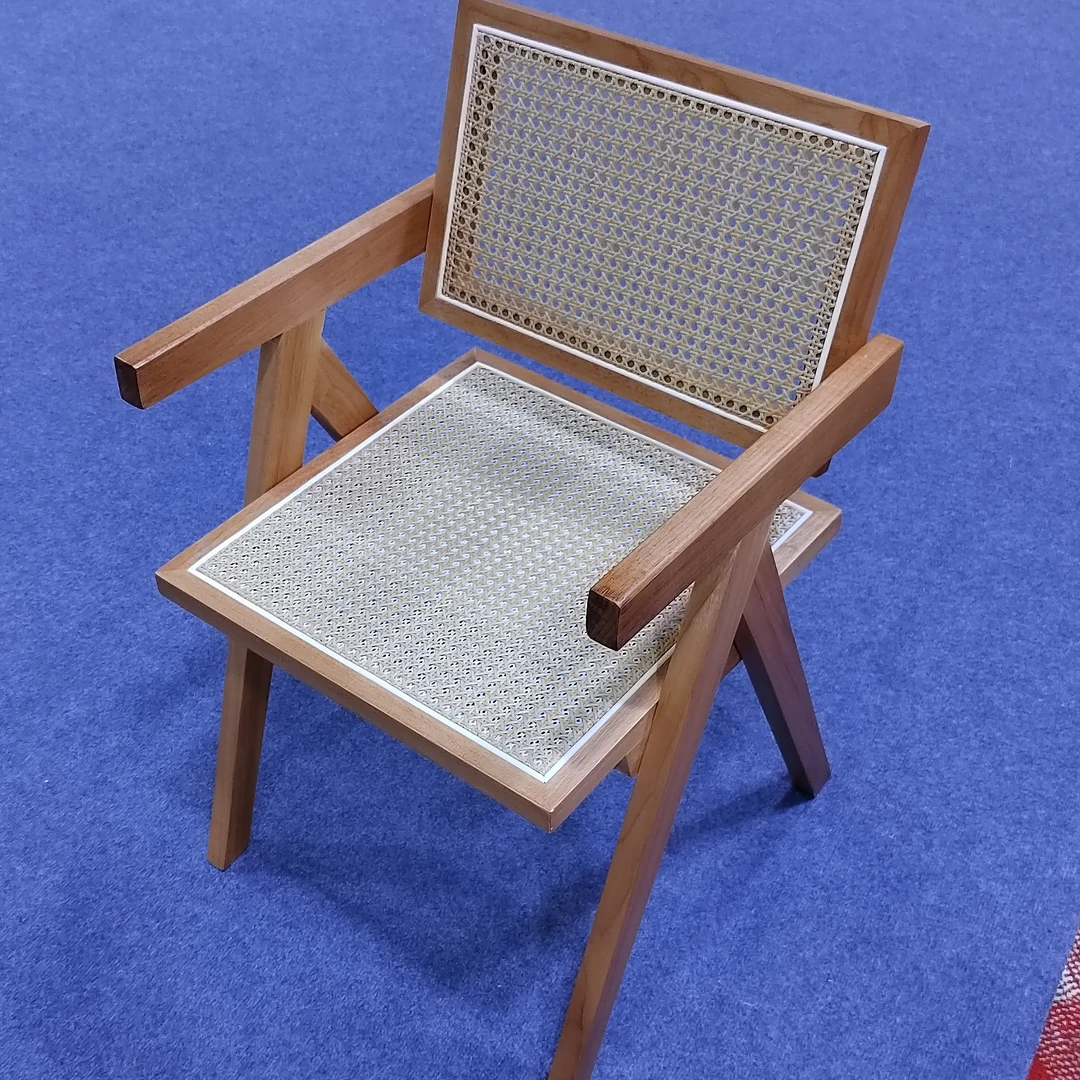 昌迪加尔 K椅餐椅天然印尼藤编藤面采用传统纯手工编织。