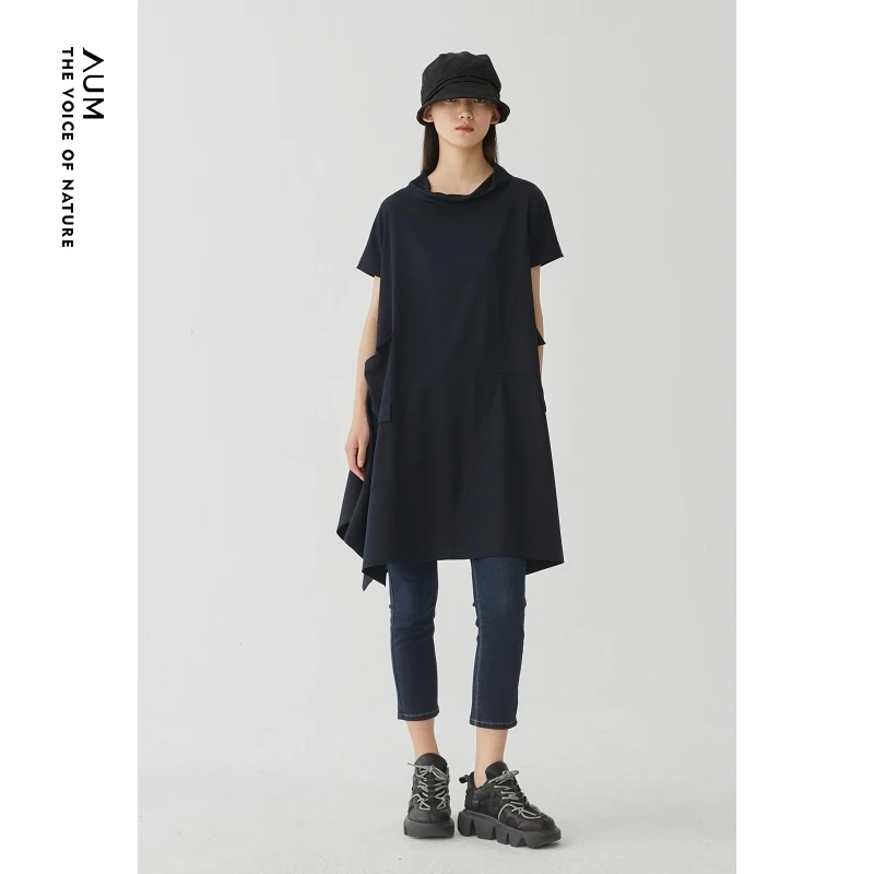 AUM21年秋季简约休闲宽松设计感不规则百搭时尚小黑裙M1BW32446