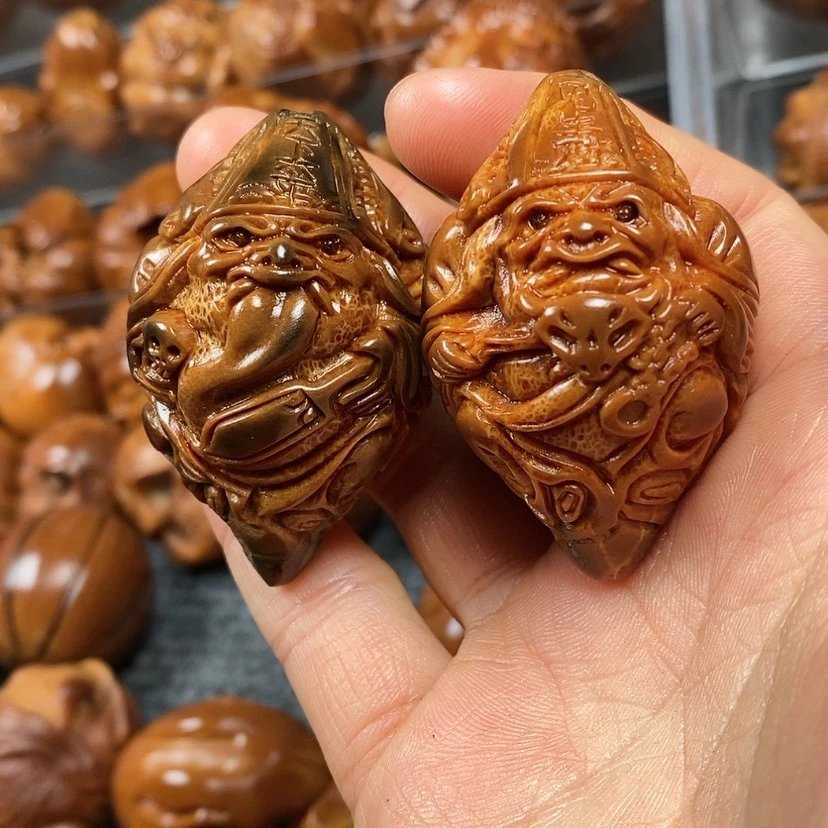 【闪购商品】橄榄核核雕小***@黑白