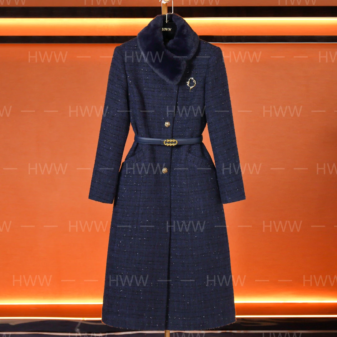 鹅绒服羊毛(袖子有绒毛领可取)潮流时尚收腰羽绒服DHZRR406429