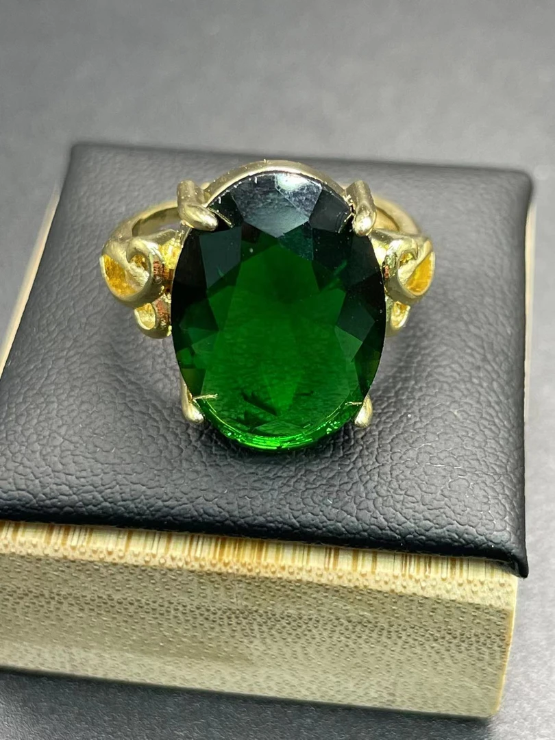 戒指 戒指 戒指  磐鼎珠宝HF:049