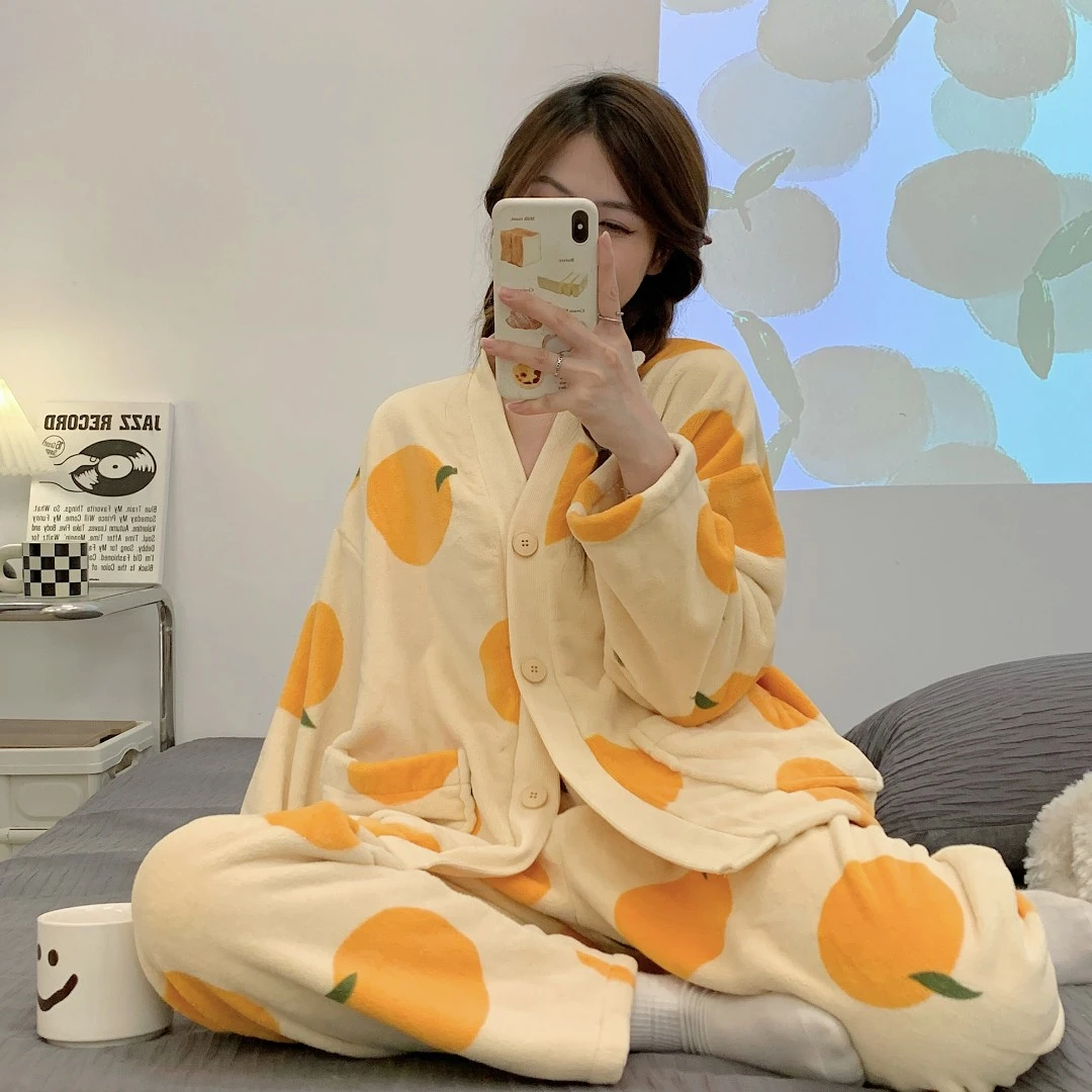 【蜜糖橘绒】睡衣女法兰绒长袖秋冬季卡通加厚珊瑚绒保暖女士家居服