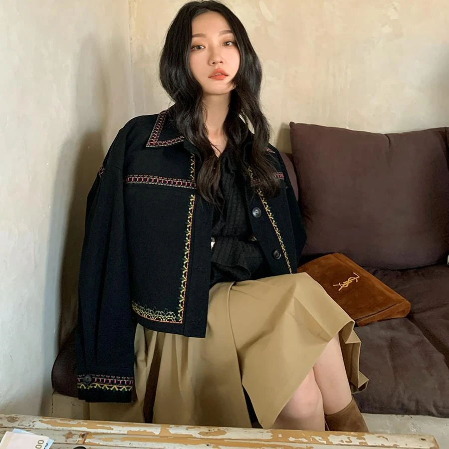 任小艺复古刺绣牛仔外套女春秋小个子短款小香风宽松休闲上衣