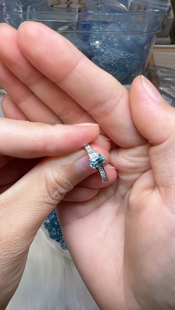 【闪购商品】海蓝宝石戒圈银S925镶嵌1027M007多样性发一