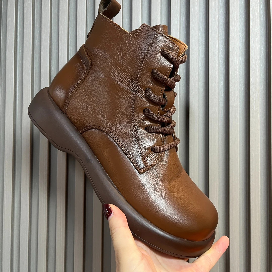 2024秋冬英伦马丁靴防滑休闲舒适妈妈鞋真皮