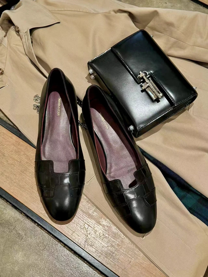 MANIKA GUAN2025秋冬爆款浅口平跟真皮单鞋时尚百搭MK24K102气质