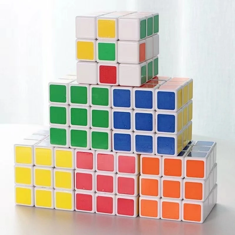 7078 益智魔方（款式随发）