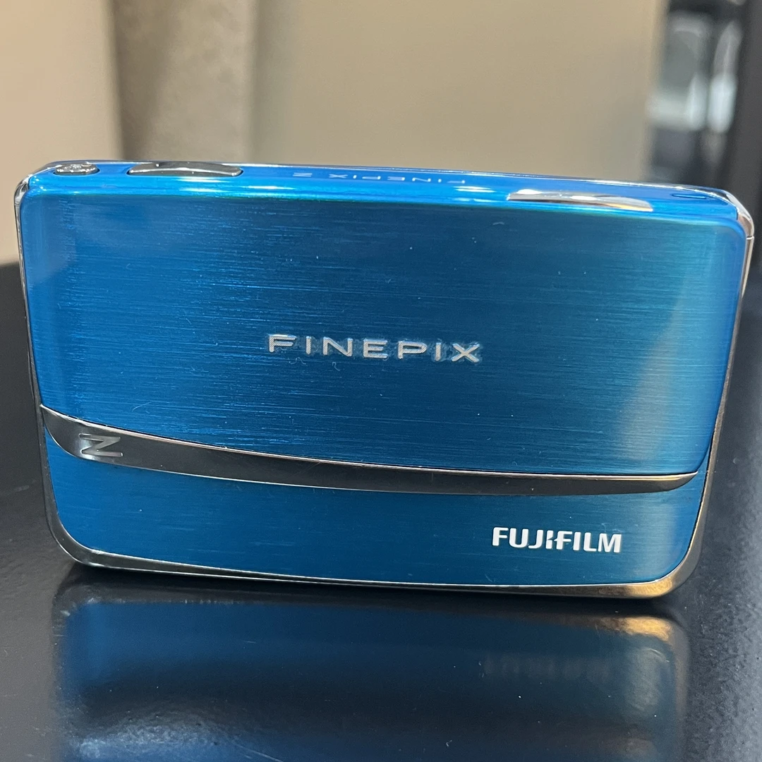 9新 Fujifilm/富士 Z70 二手商品售出no退no换