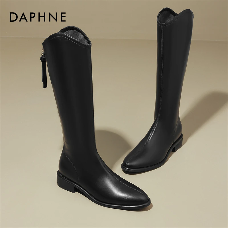 达芙妮秋冬新款2025时装靴休闲逛街长筒靴女款厚底舒适耐穿实用款