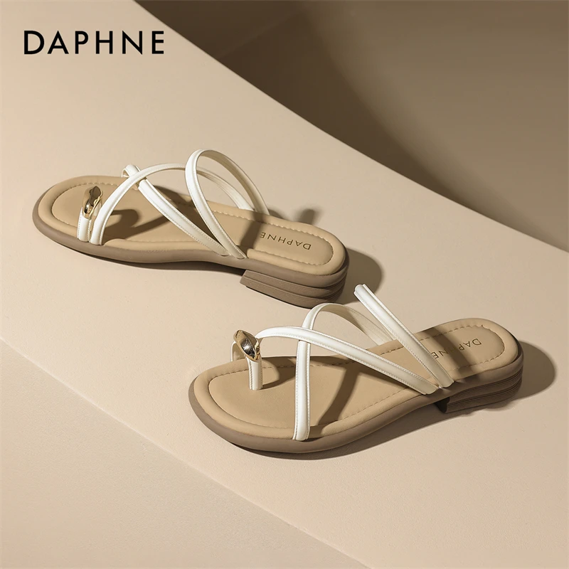 达芙妮时尚2025秋季外穿平底仙女风法式粗跟厚底沙滩圆头一字拖鞋