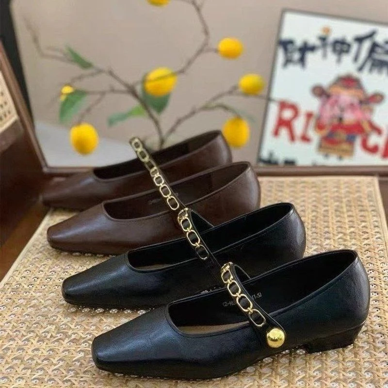 复古低跟软底玛丽珍鞋女2024秋季新款配裙子小方头温柔风晚晚单鞋