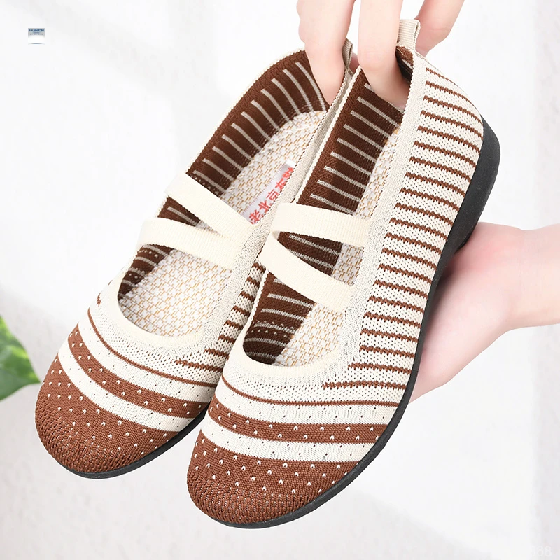 夏季老北京布鞋女一脚蹬透气妈妈鞋中老年浅口平底鞋轻便软底防滑