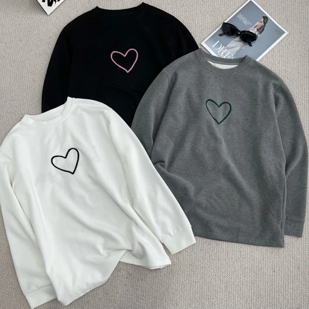 ［巧巧定制］新韩版百搭修身显瘦时尚刺绣字母爱心长袖打底T恤51152