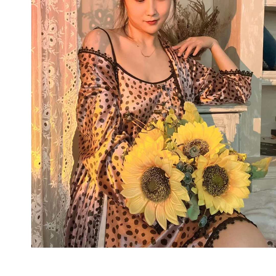 YQ【午后巴黎】秋款轻奢两件套吊带+碎花外披时尚显瘦夏季长袖P1969