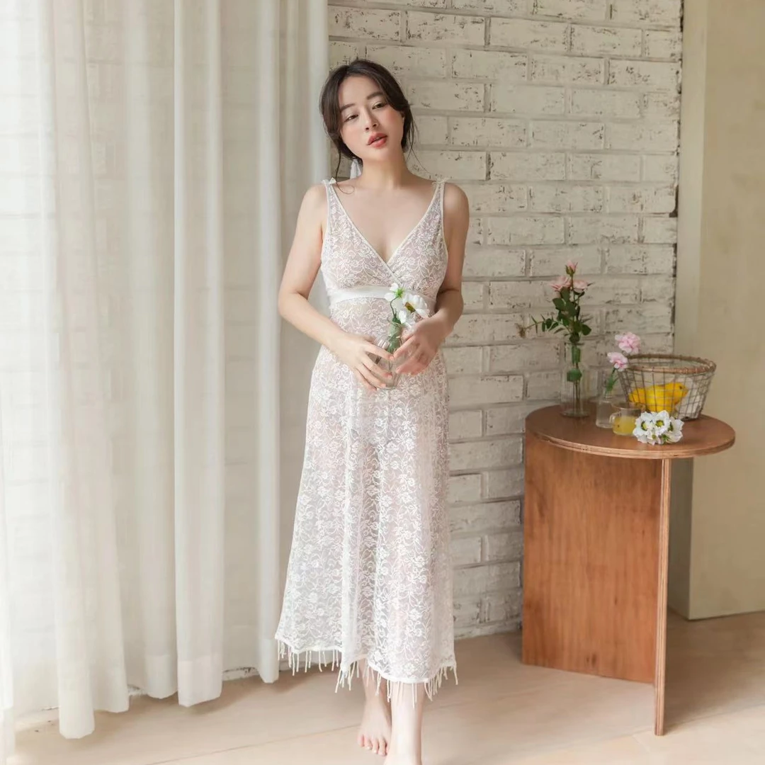 YQ【蕾丝睡裙】显瘦性感气质镂空法式薄款纯欲女士睡裙W2103B