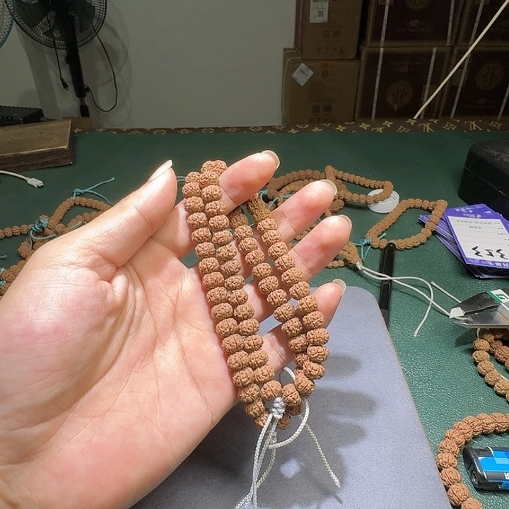 金刚菩提吊坠曹*昊353小金刚