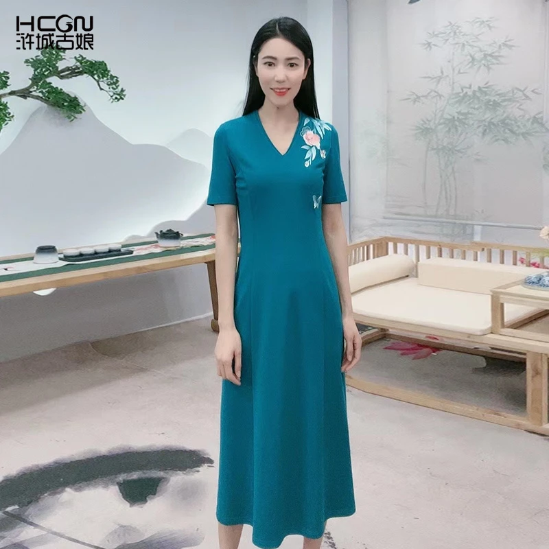 2023夏季国风精致绣花A字中长款通勤舒适梅竹含香连衣裙-BMT17606
