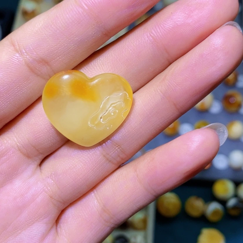 【闪购商品】琥珀裸石未镶嵌琥珀