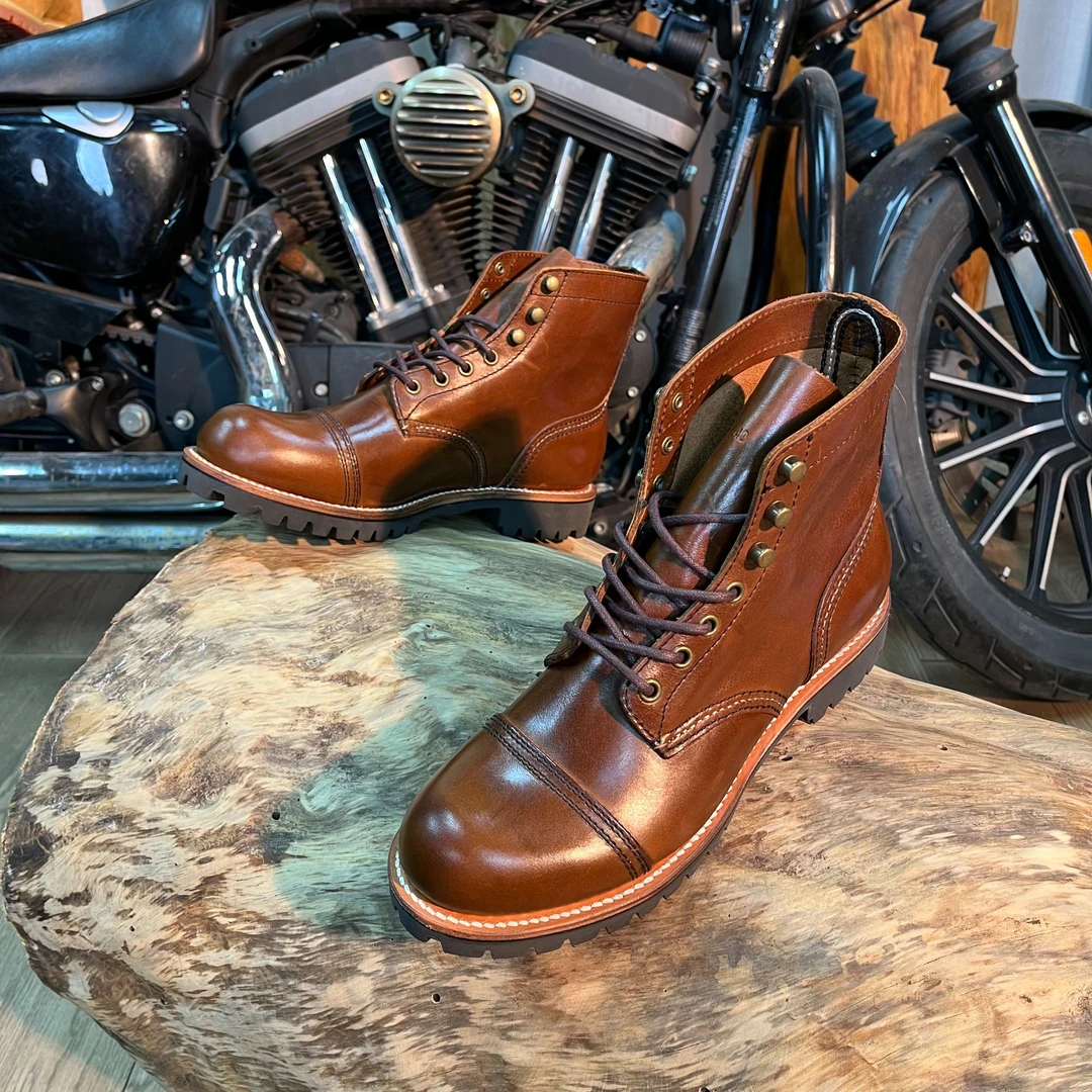 瑶笛严选高端固特异工艺工装靴伞兵靴8111