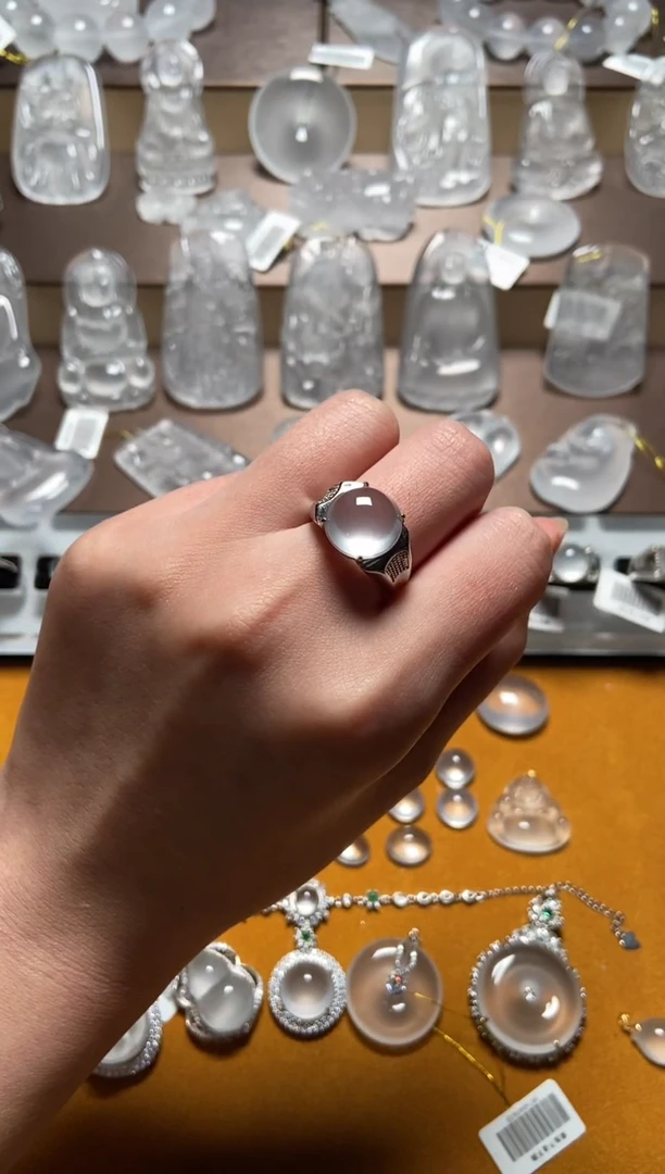 【闪购商品】石英质玉戒指合金01111