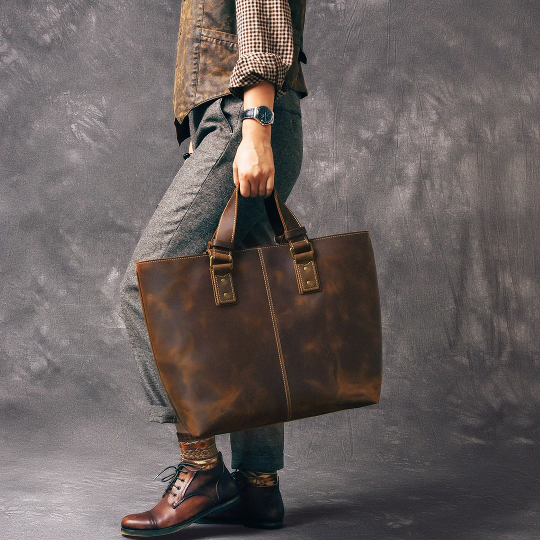 二十四街 复古大号小众男生疯马牛皮个性托特包真皮手提单肩包