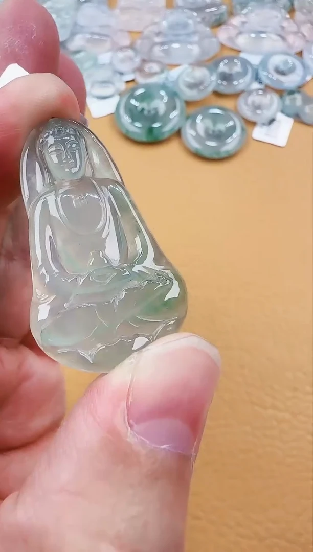 【闪购商品】翡翠颈饰未镶嵌翡翠
