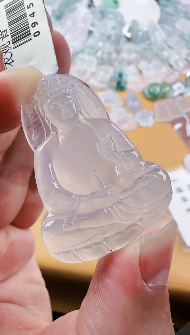 【闪购商品】翡翠颈饰未镶嵌翡翠