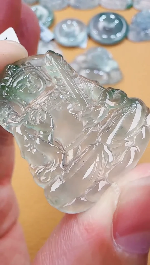 【闪购商品】翡翠颈饰未镶嵌翡翠