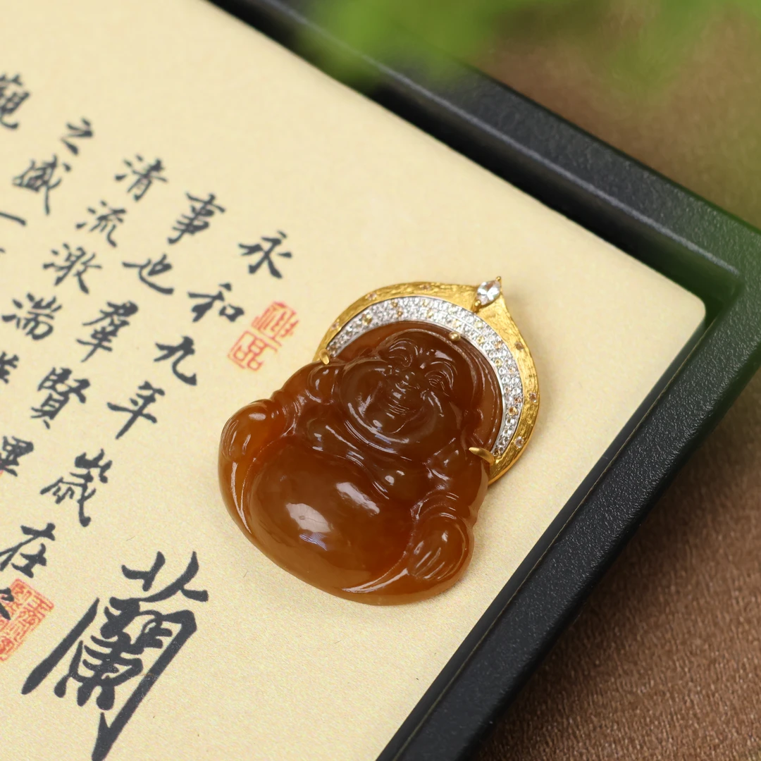 【本真臻选】独立设计和田玉且末糖玉佛公吊坠-013079