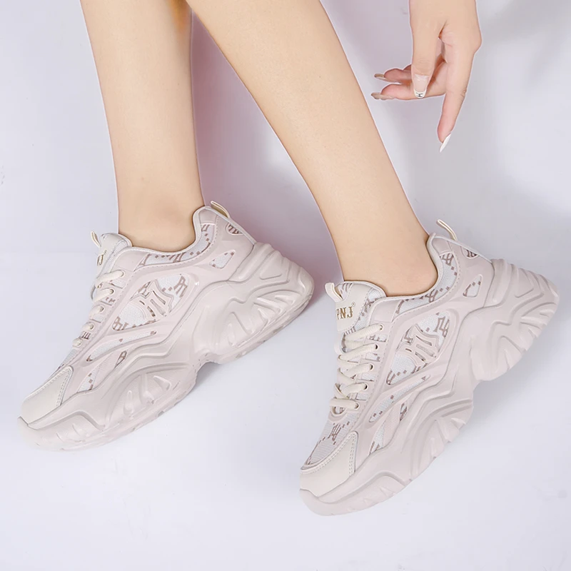 pnj新款透气百搭运动休闲鞋潮女鞋鞋老爹鞋潮鞋厚底PF2861