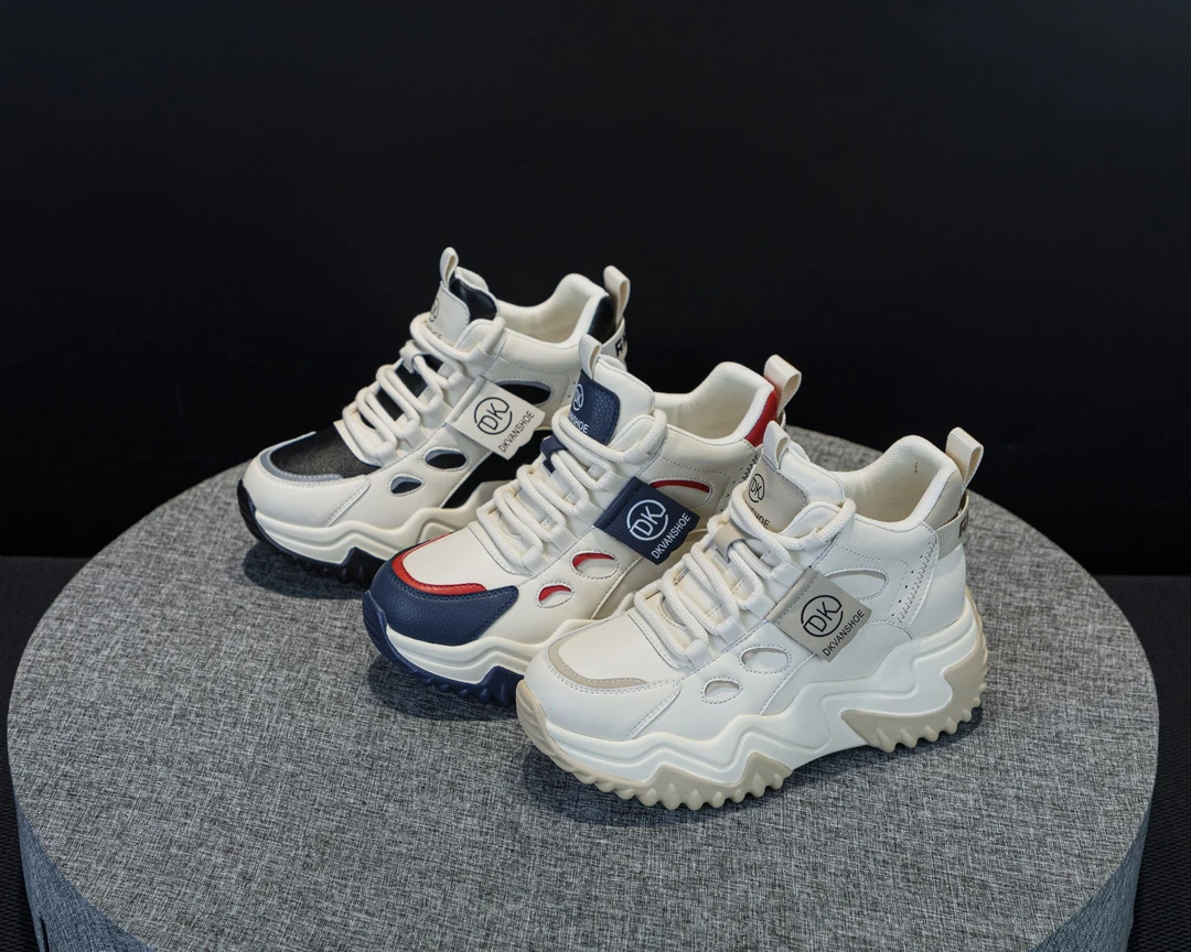 小个子阿甘鞋女2024年冬季新款小众设计感休闲运动厚底增高老爹鞋