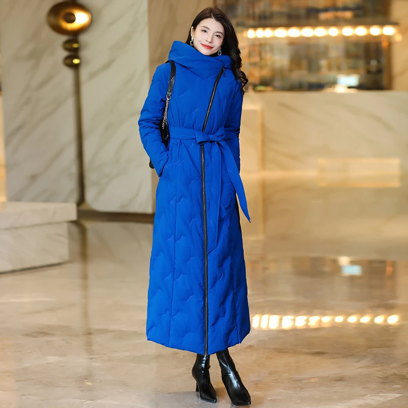 长款羽绒服显瘦过膝冬季连帽轻奢白鸭绒女装时尚潮收腰高级感气质