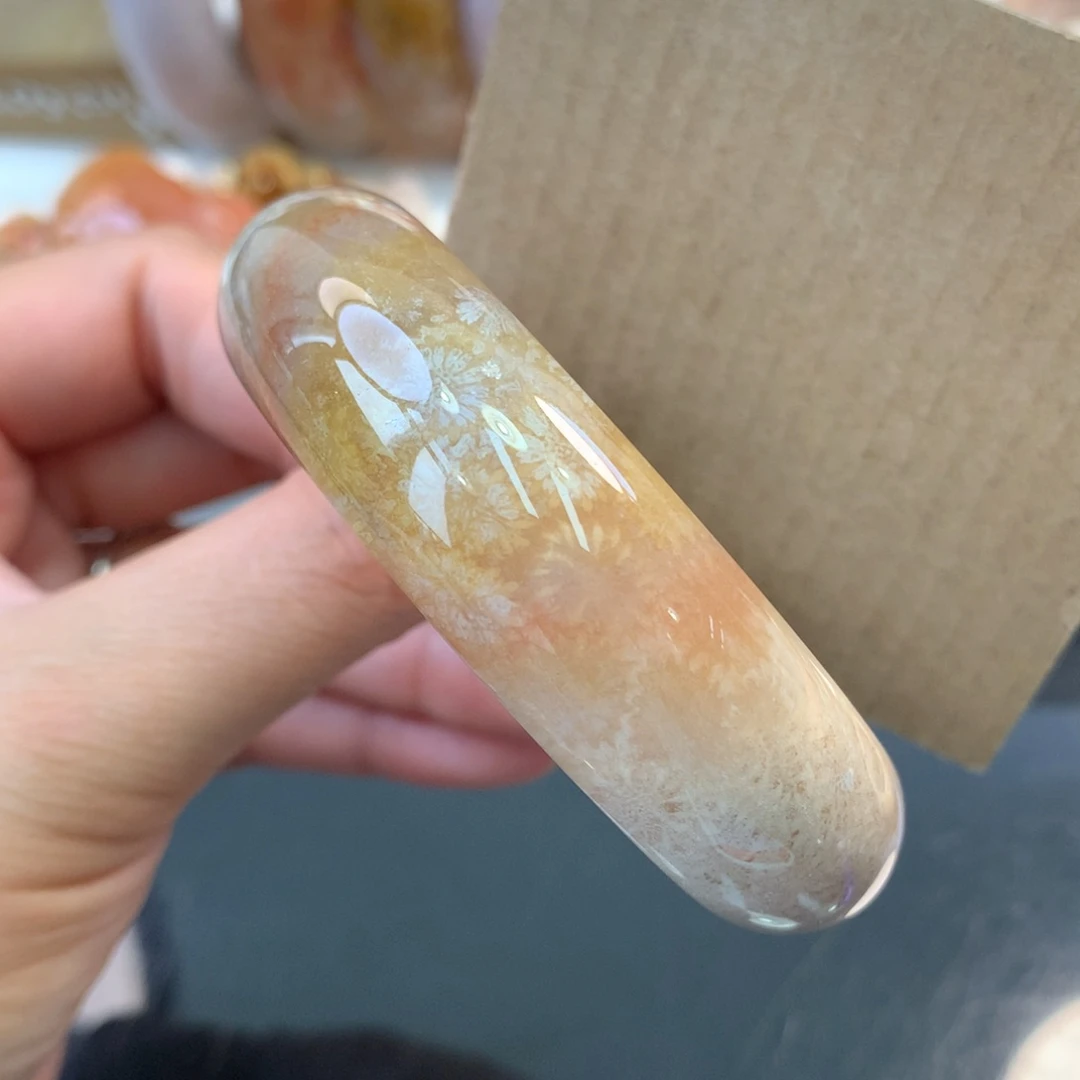 硅化珊瑚（珊瑚玉）手镯未镶嵌56.3