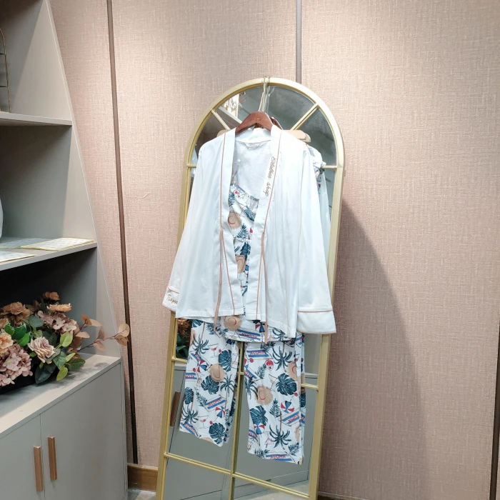 EU128孕妇白色月子服三件套L10-130XL140