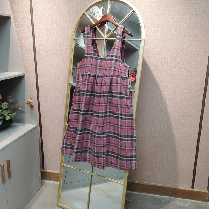 BT76孕妇粉色格子背带裙90-130
