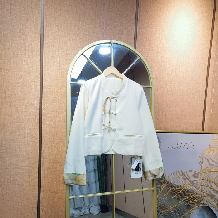 BF552孕妇杏色外套100-115