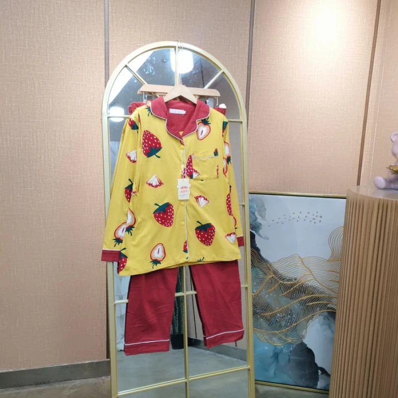 FC35孕妇黄色草莓月子服套装M90-120L130