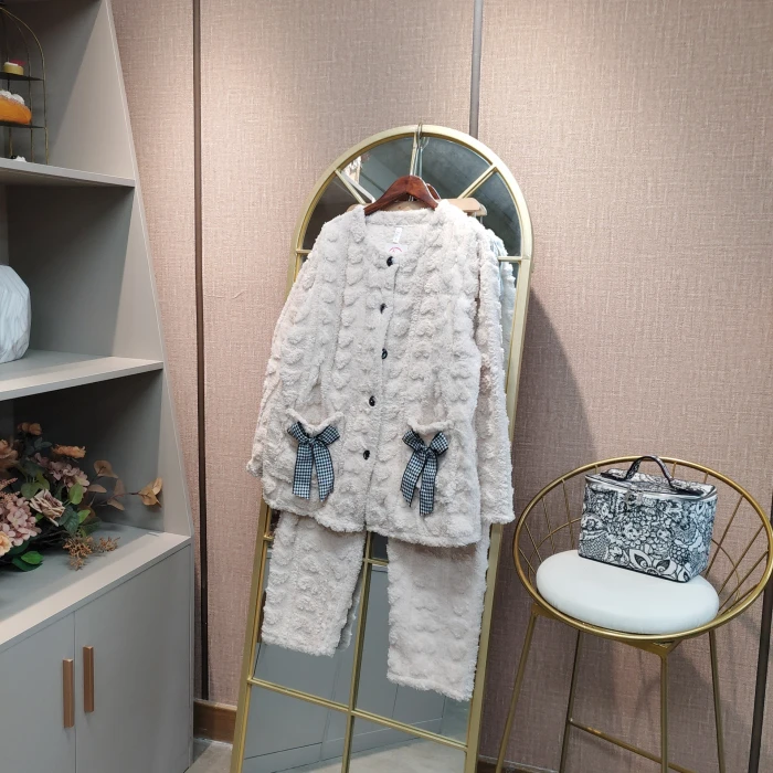 LC98孕妇杏色珊瑚绒月子服套装L100-130XL140XXL150