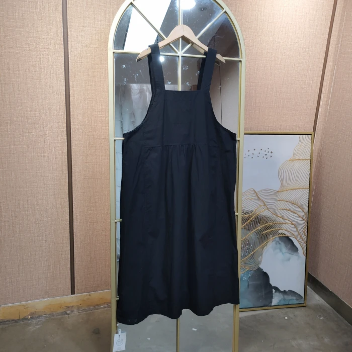 JT137孕妇黑色背带裙110-150