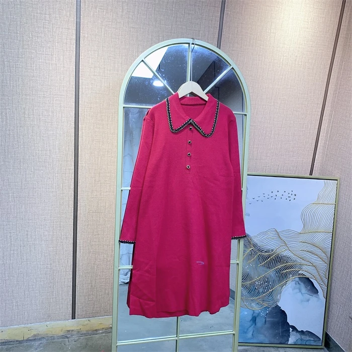 LL520红色针织衣裙100-140