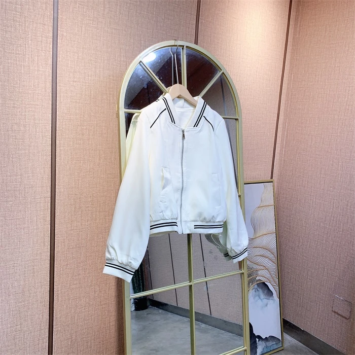 X608白色孕妇衣   L100-130