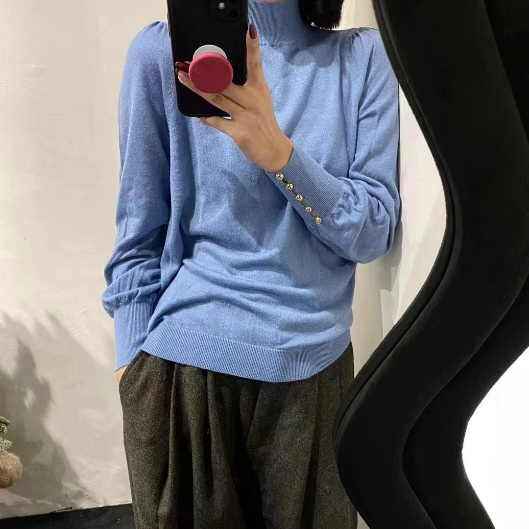 小金扣秋款百搭针织衫