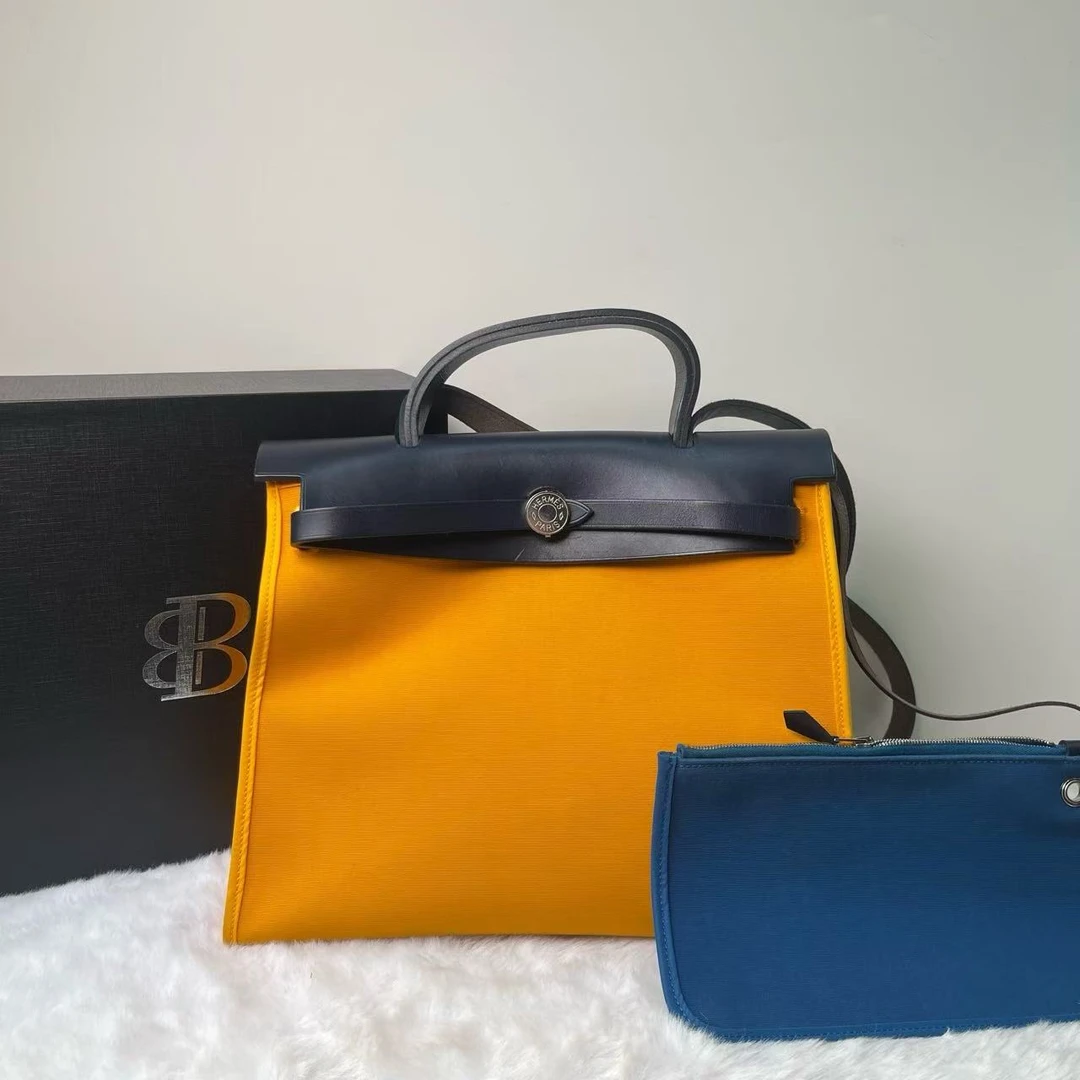 95新 Hermes/爱马仕 Herbag31 黑银拼姜黄色（A刻）/330090