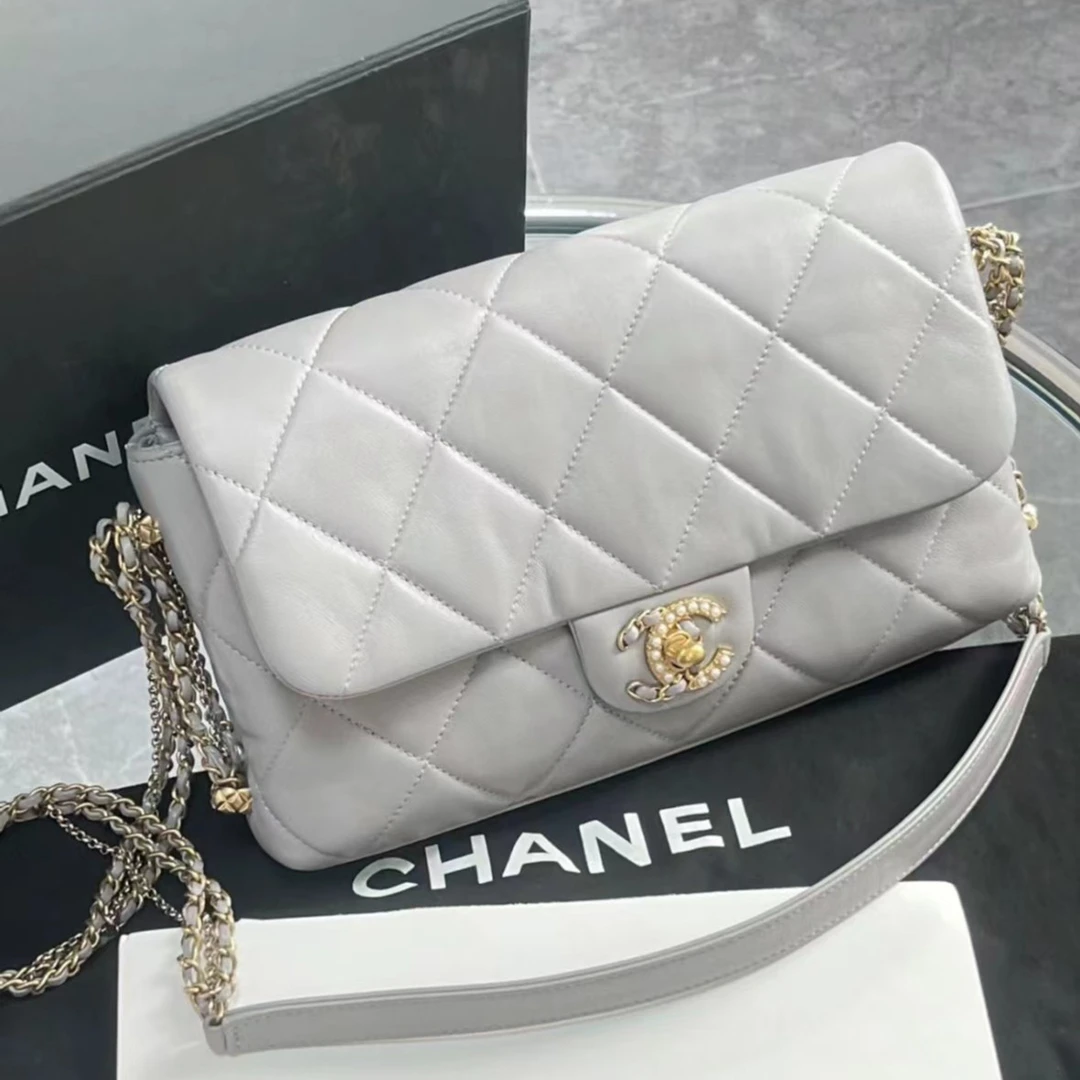 99新 Chanel/香奈儿 限量款鸳鸯扣羊皮cf中号/320873