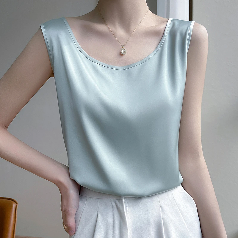 春夏法式简约风宽肩带圆领醋酸缎面女士背心小众丝滑垂感吊带上衣