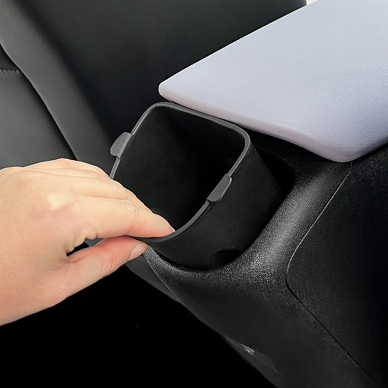 比亚迪海豚后排水杯储物盒收纳置物盒扶手箱收纳车载用品车内装饰