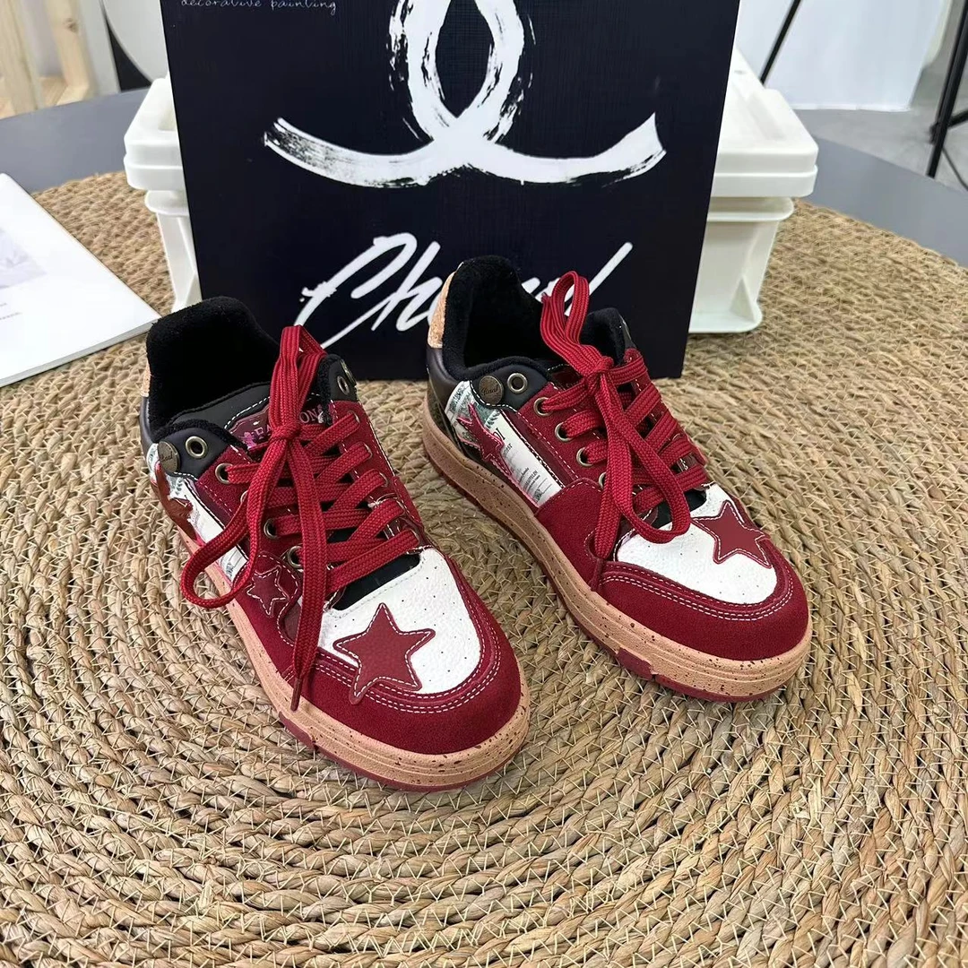 2024秋冬新款加绒百搭星星红酒厚底小众休闲时尚鞋 2035