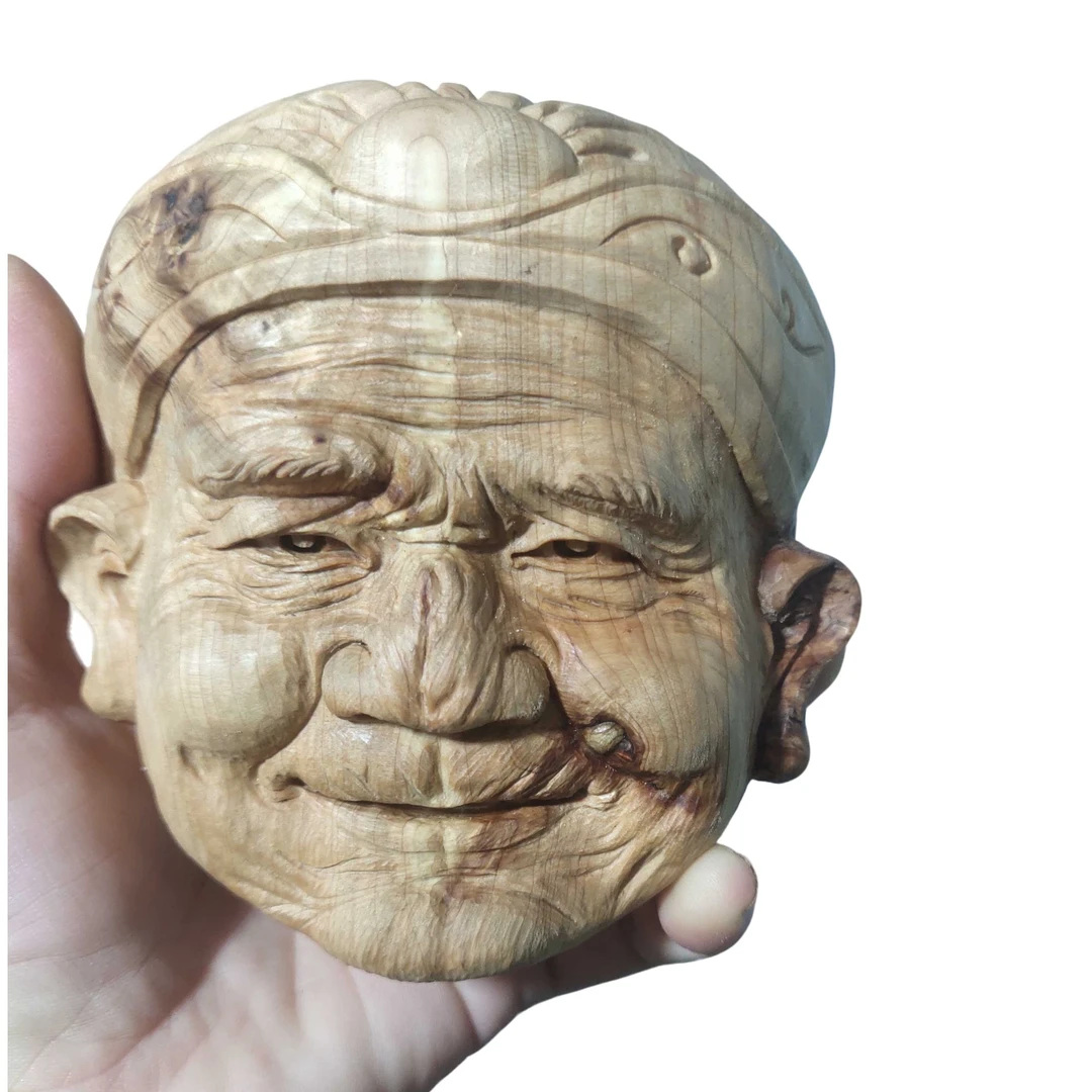 太行崖柏老奶奶手把件