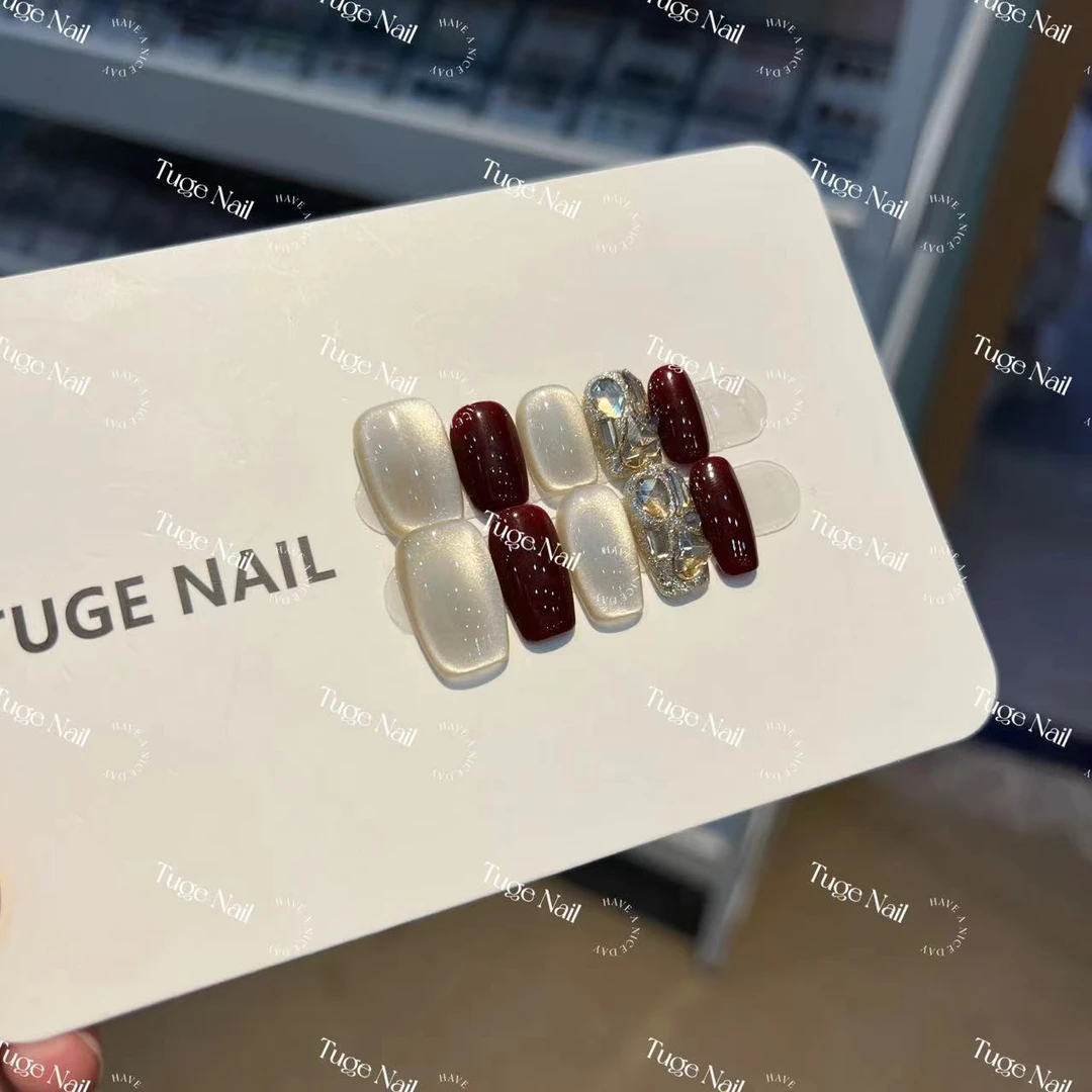 TugeNail “莫妮卡" 初秋高级复古极简小众设计师春款美甲-小鱼儿